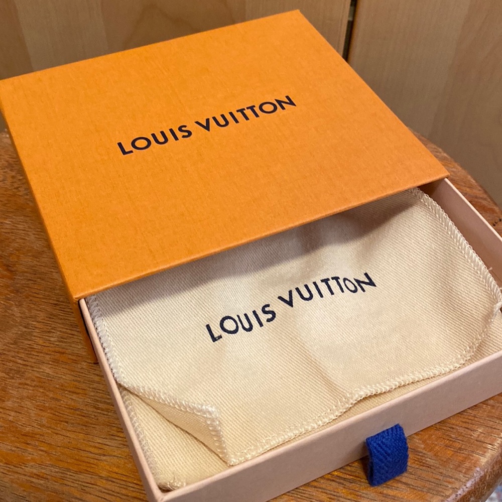 Louis Vuitton wallet box and mini dust bag